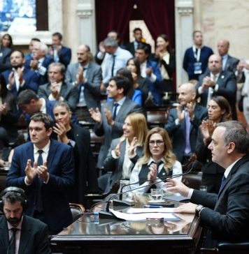 Qué es la moción de censura y qué necesita la oposición para remover al jefe de Gabinete Manuel Adorni