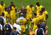 “Tenemos una vida más”: la dramática arenga de Beccacece tras el empate de Ecuador que lo dejó sin margen de error en el Mundial
