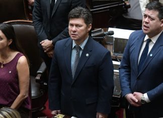 Un diputado libertario habló del caso Adorni: “Solo pondría las manos en el fuego por el Presidente”