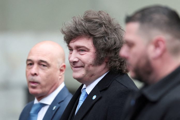 Ahora juega la casta: Javier Milei movió primero y fuerte para 2027