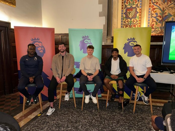 De capitán del West Ham a repartir pizzas: el programa que rescata a los jóvenes futbolistas descartados en la Premier League
