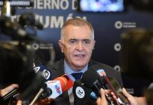 El gobernador de Tucumán decretó asueto para ver el partido de Argentina frente a Egipto este martes