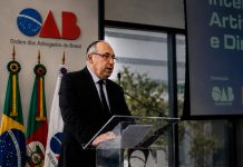 El rabino Fishel Szlajen publicó “Cuidar sin Matar”, una respuesta bioética e institucional al debate sobre la eutanasia
