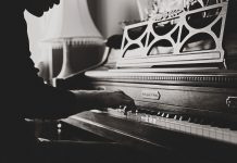 La canción que necesita 14 pianistas para ser tocada