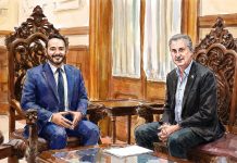 Los gobernadores de Misiones y Corrientes pusieron la reforma política y el reclamo de obras en sus agendas