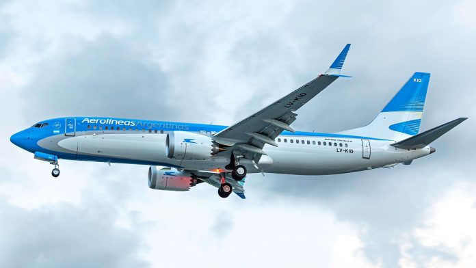 Aerolíneas Argentinas volvió a sobrevolar el espacio aéreo venezolano luego de casi dos años y medio de prohibición de la dictadura venezolana