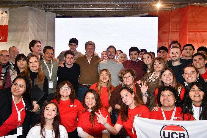 Con una gira patagónica, el presidente de la UCR llamó a “construir una alternativa nacional”