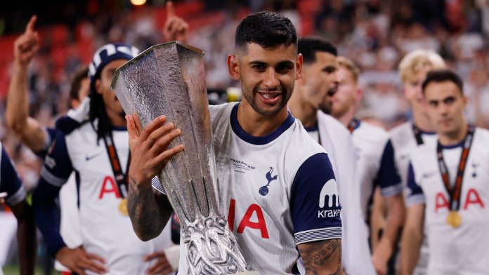Cuti Romero se despidió del Tottenham con una sentida carta: “Me voy como uno de ustedes para siempre”