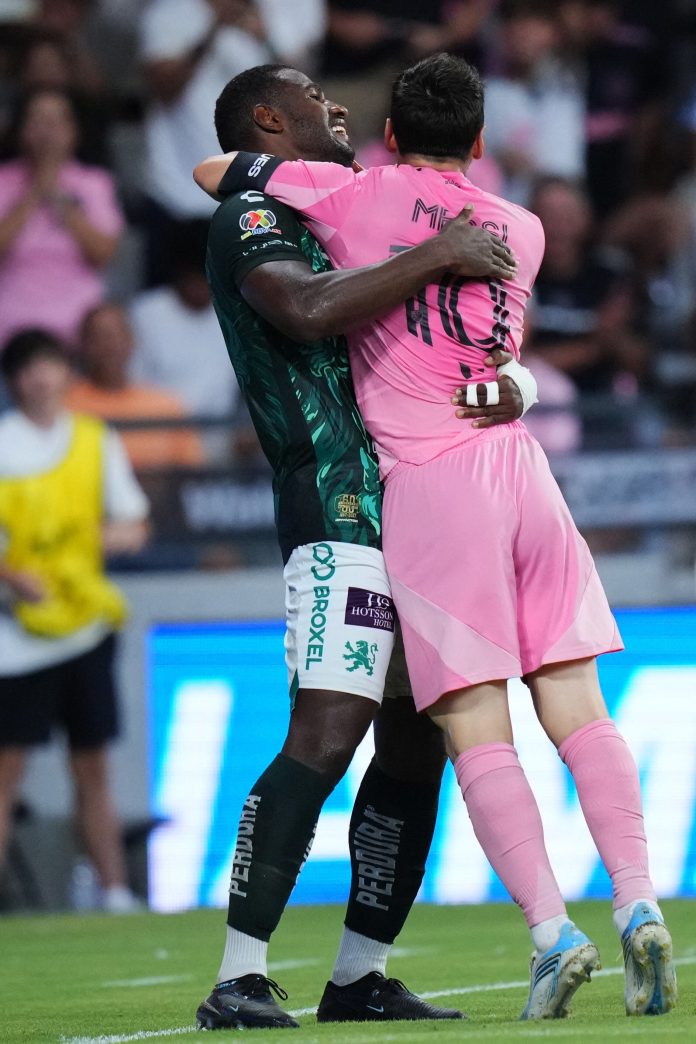 El partido de Messi en su vuelta al Inter Miami tras despedir a su padre: su intento de gol olímpico y el gesto que le robó una sonrisa