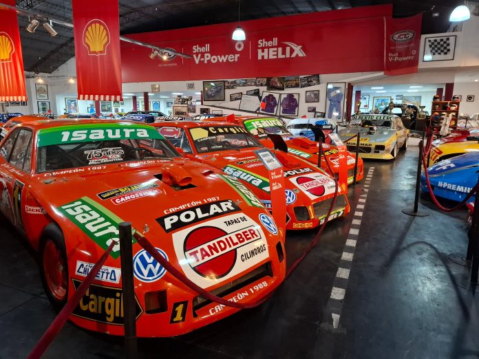 El TC cumple 89 años: cómo se rescataron 100 autos históricos, dónde se guardan y el trabajo para que sigan funcionando