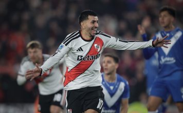 Enganche preciso y definición quirúrgica dentro del área: el golazo de Ángel Correa con el que River se puso en ventaja ante Vélez