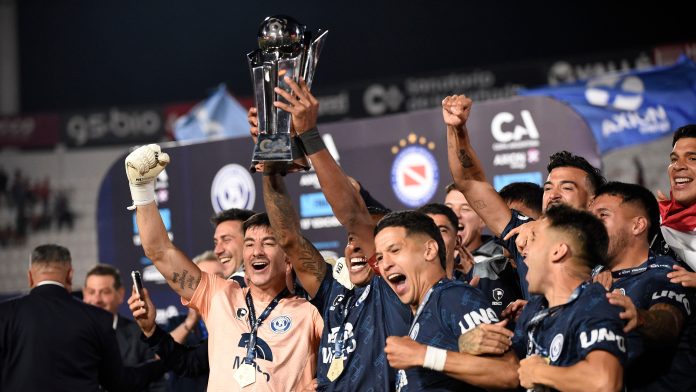 Estudiantes venció 3-1 a Barracas Central y avanzó a los cuartos de final de la Copa Argentina: así quedó el cuadro