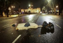 Gases, piedras y patrulleros destrozados: las imágenes y los videos de los incidentes en el Congreso