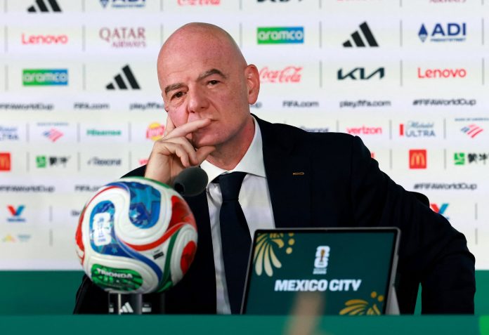 La FIFA pidió disculpas por el fallido plan comercial y respaldó a Gianni Infantino tras la reunión de emergencia en Marruecos