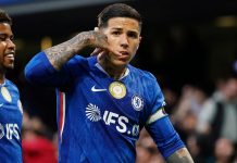 Por qué el pase de la estrella española que se disputan Barcelona y Real Madrid podría impactar en el futuro de Enzo Fernández