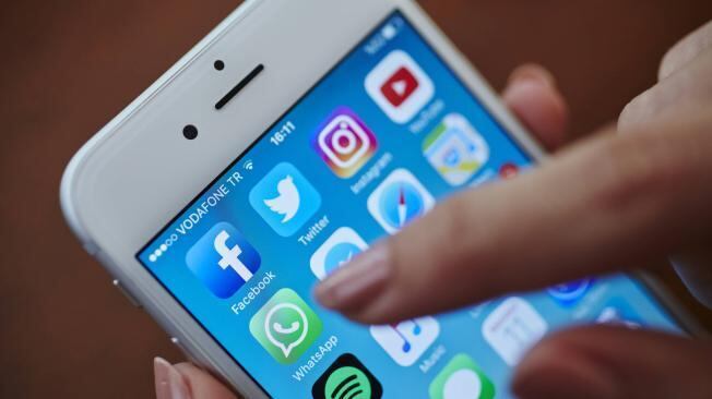 Cómo saber si tu celular puede seguir usando WhatsApp en septiembre de 2026