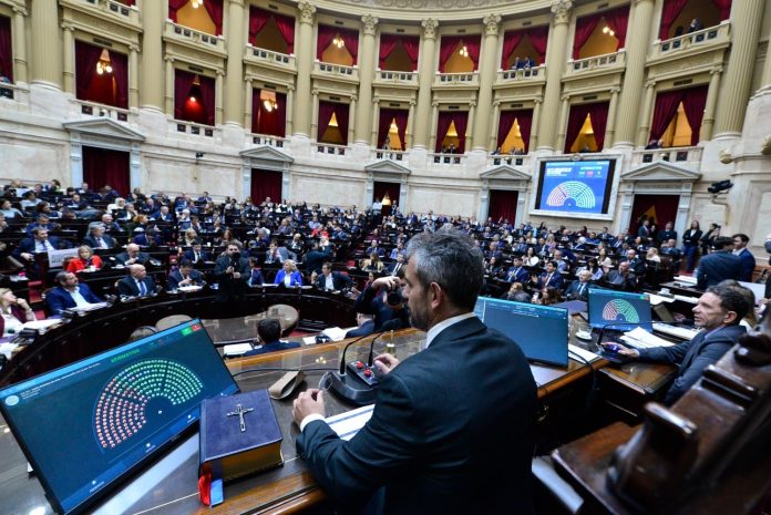 El Gobierno logró una inestable tregua con sus aliados y toma aire en el Congreso para leyes clave