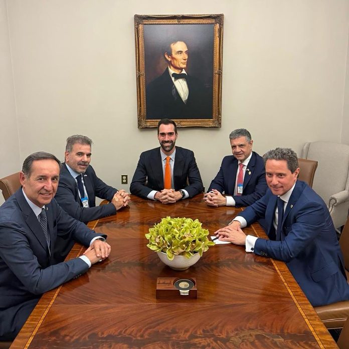 El PRO desplegó agenda propia en Washington con reuniones en la Casa Blanca y el Congreso de Estados Unidos