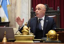 El senador Abdala quedará a cargo del Ejecutivo e igualará a Rodríguez Saá al frente de la Presidencia