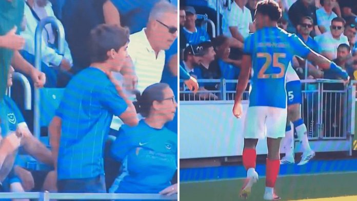 Escándalo en el ascenso de Inglaterra: un jugador agarró del cuello a un joven aficionado porque no le quiso entregar la pelota