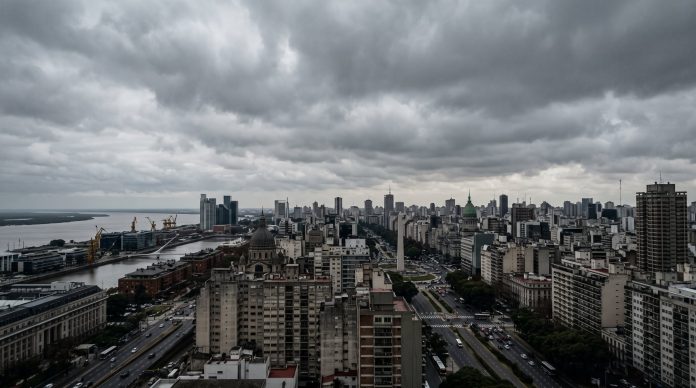 Frío, viento y pocas lluvias: cómo estará el tiempo en el AMBA durante los próximos días