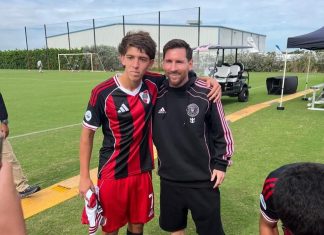 “Jugaste un partidazo, muy bien”: la historia de la promesa de las Inferiores de River Plate que deslumbró a Messi
