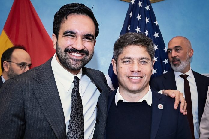 Kicillof construye su candidatura y se reunió con Mamdani y Pedro Sánchez: “En Argentina se vive una catástrofe”
