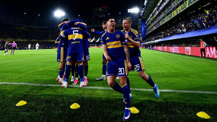 Lujo de Paredes a lo Riquelme y definición de Merentiel: el gol con el que Boca abrió el marcador ante San Pablo por la Sudamericana