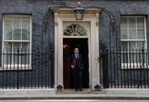 Malvinas: el primer ministro de Reino Unido advirtió que será “implacable” en defender el derecho de los isleños a ser británicos