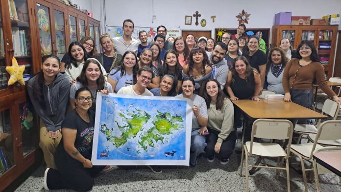 “¡Me sacaste Puerto Argentino!”: los desafíos de un juego de mesa sobre Malvinas y el amor por nuestra tierra
