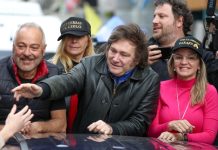 Milei adelanta la campaña en PBA: desembarcará con Santilli en Bahía Blanca y les preparan un acto partidario