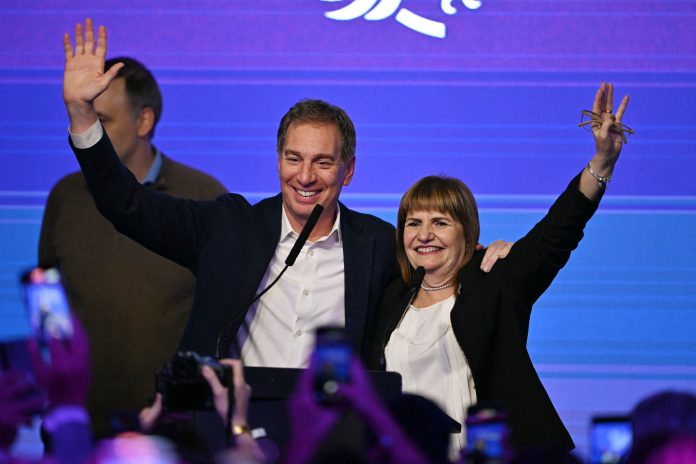 “Misión París”: el Gobierno apuesta a la Argentina Week para destrabar el debate por las PASO en el Senado