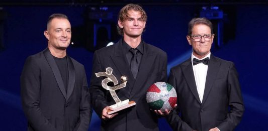 Nico Paz fue premiado en Italia: del guiño a Messi al filoso elogio de una leyenda