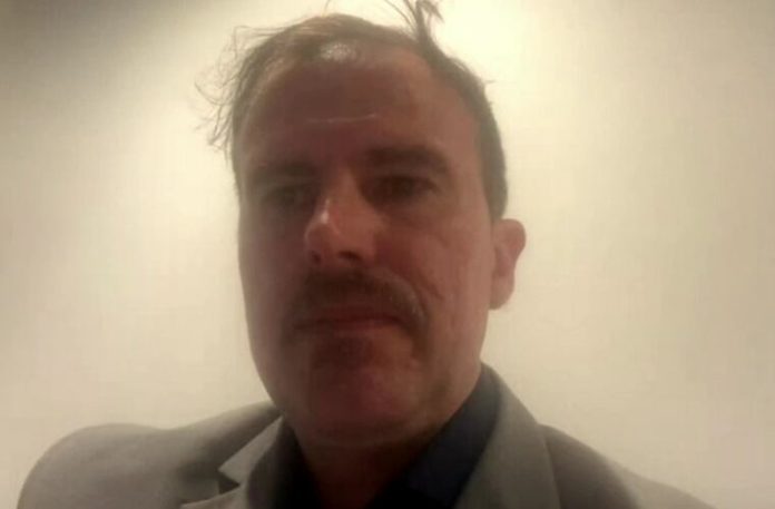 Qué encontró la Justicia en la casa del adolescente de Quilmes que consultó a ChatGPT para planificar un ataque en su colegio