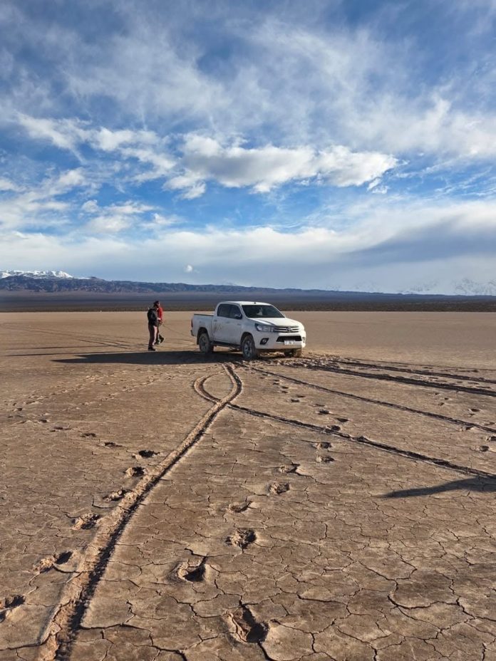 Retiraron la camioneta que provocó destrozos en la Pampa del Leoncito y el conductor deberá pagar una multa millonaria