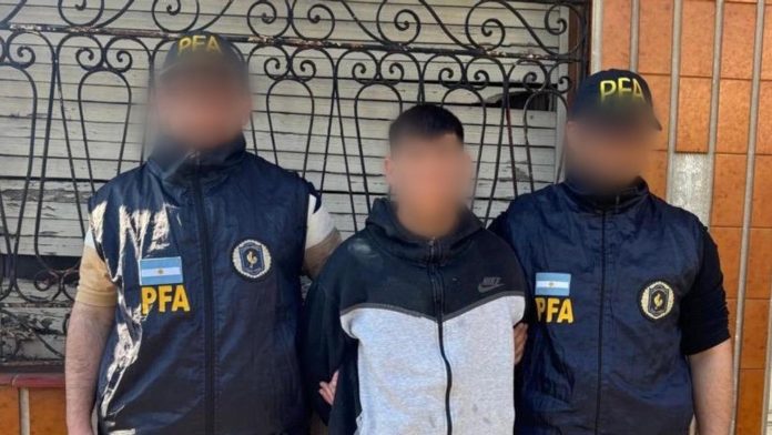 Su abuela denunció que abusaba de su hermana menor, estuvo tres años prófugo y lo atraparon en Banfield