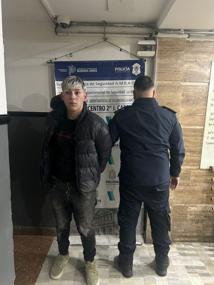 Tenía prisión domiciliaria por matar cuando era menor y salió a robar autos en La Matanza con la tobillera puesta