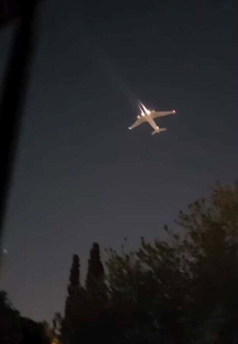 Un avión de Aerolíneas Argentinas con destino a Madrid tuvo una falla en un motor y debió volver a Ezeiza
