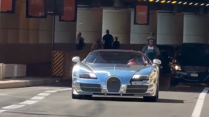 Una estrella de la Fórmula 1 sorprendió con un exclusivo coche personalizado por las calles de Mónaco: la exótica elección en su carrocería