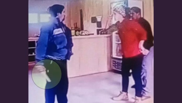 Video: así fue la violenta pelea entre el intendente de un pueblo de Neuquén y su antecesor