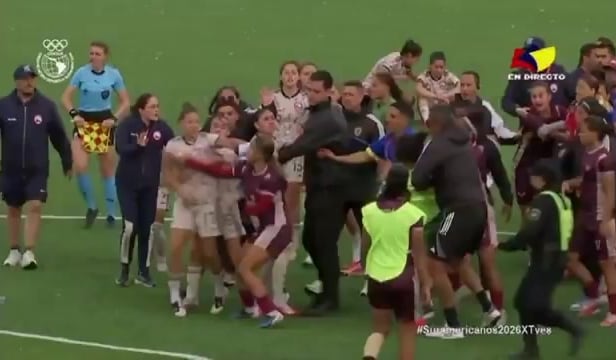 Video: la batalla campal tras la consagración de Venezuela ante Chile en el fútbol femenino de los Juegos Suramericanos