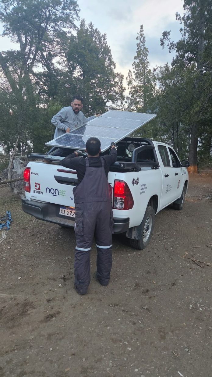 Villa La Angostura: mapuches desalojados tenían luz, internet y otros servicios provistos por organismos públicos