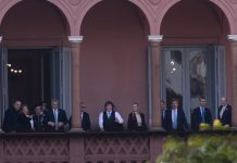 Acuerdos políticos, paritarias y convenios: las discusiones internas en el Gobierno para mejorar la economía de 2027