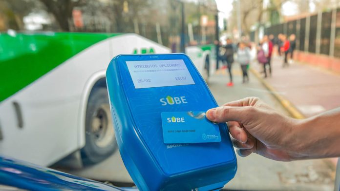 Cuánto sale el boleto de colectivo en CABA en octubre 2026