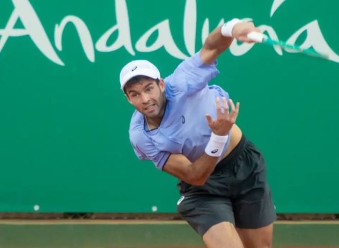 Díaz Acosta logró un importante triunfo ante Tirante en Almaty y se espera el duelo entre Navone y Juan Manuel Cerúndolo en Bruselas