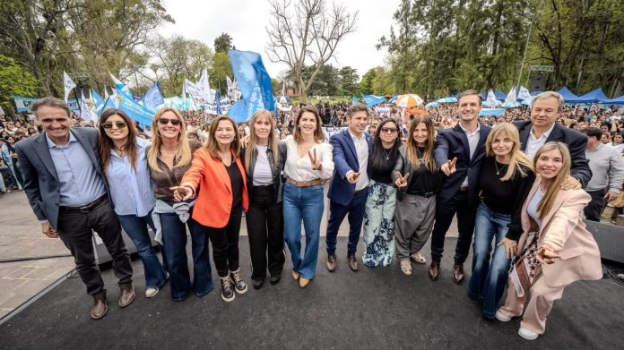El futuro del armado anti Milei: el rol central de las PASO y las trabas para armar un programa común