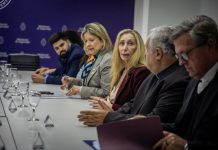El Gobierno mantiene la agenda por la visita del Papa, pero monitorea el avance del posoperatorio
