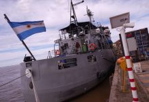 El Niño: la Armada y la Fuerza Aérea se desplegaron en Chaco y Corrientes para colaborar con la asistencia por las inundaciones