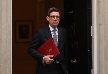 El primer ministro del Reino Unido ratificó ante el Parlamento las “más firmes medidas” para defender la soberanía británica sobre las Malvinas