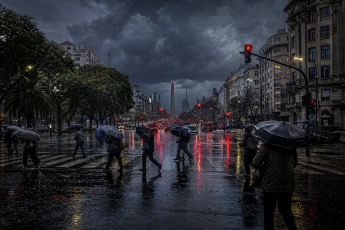 El pronóstico del tiempo en el AMBA: cuándo llegan las tormentas y cómo seguirá el fin de semana